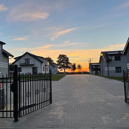 Apartamenty Pod Sosnami Сарбіново Екстер'єр фото