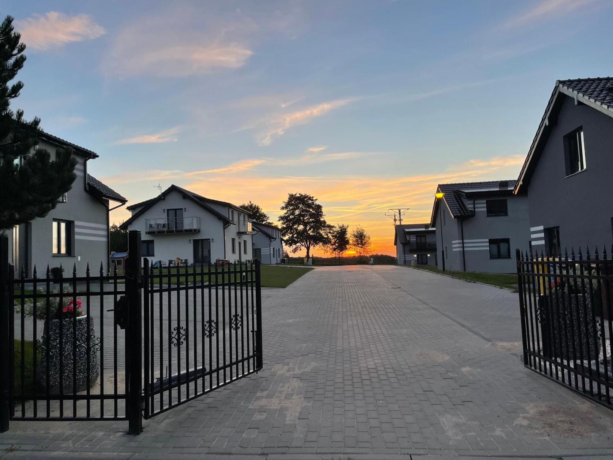 Apartamenty Pod Sosnami Сарбіново Екстер'єр фото